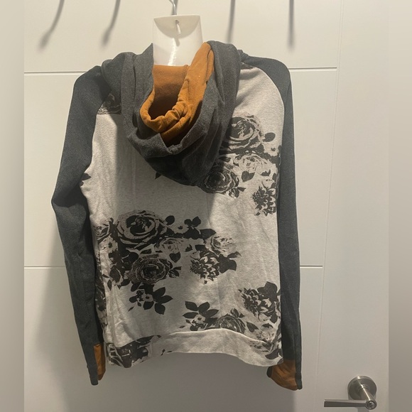 Ampersand Ave Rose Hoodie - Picture 3 of 3